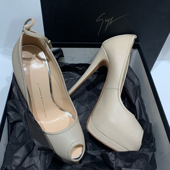 Giuseppe Zanetti Leather Peep Toe Platforms - Picture 7 of 7